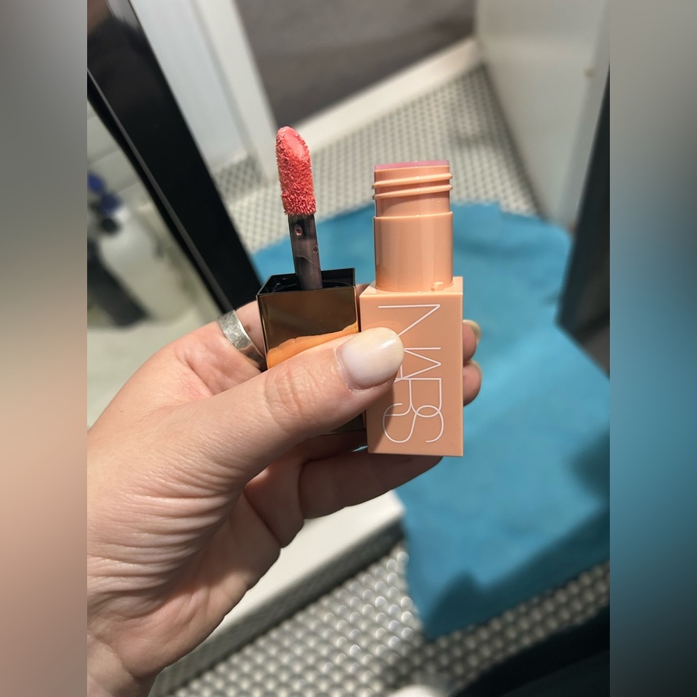 NARS liquid blush
